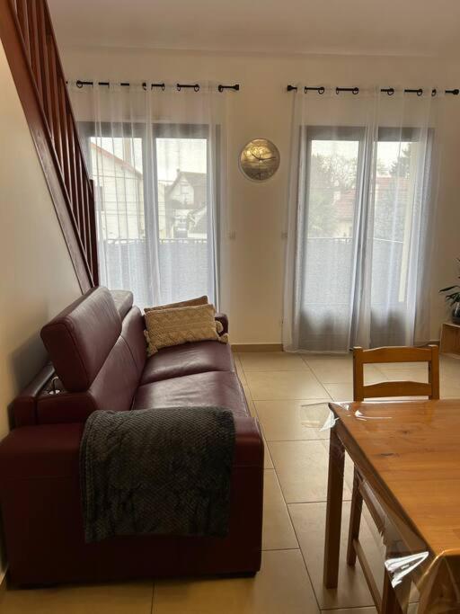 Appart' Chaleureux Proche Paris Chelles  Extérieur photo